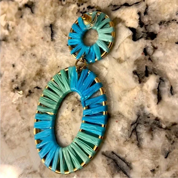 Elegant Blue and Green Woven Earrings - Picture 3 of 4